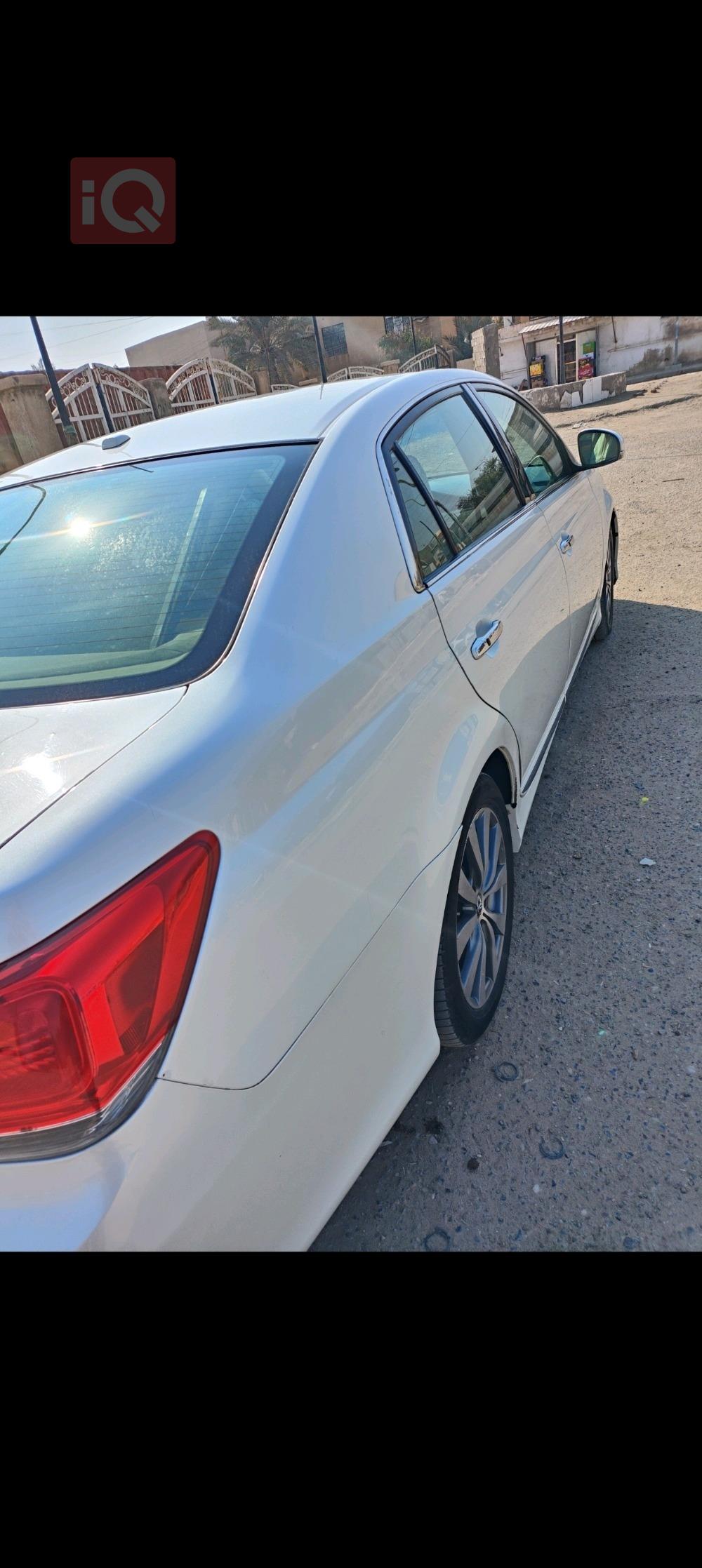 تويوتا أفالون